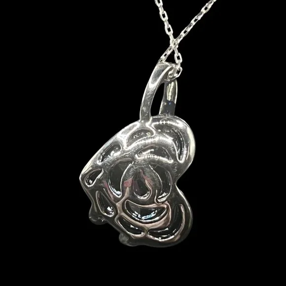 Swarovski Crystal Blue Heart Pendant on Sterling Silver 925 Chain in Gift Box - Picture 9 of 10